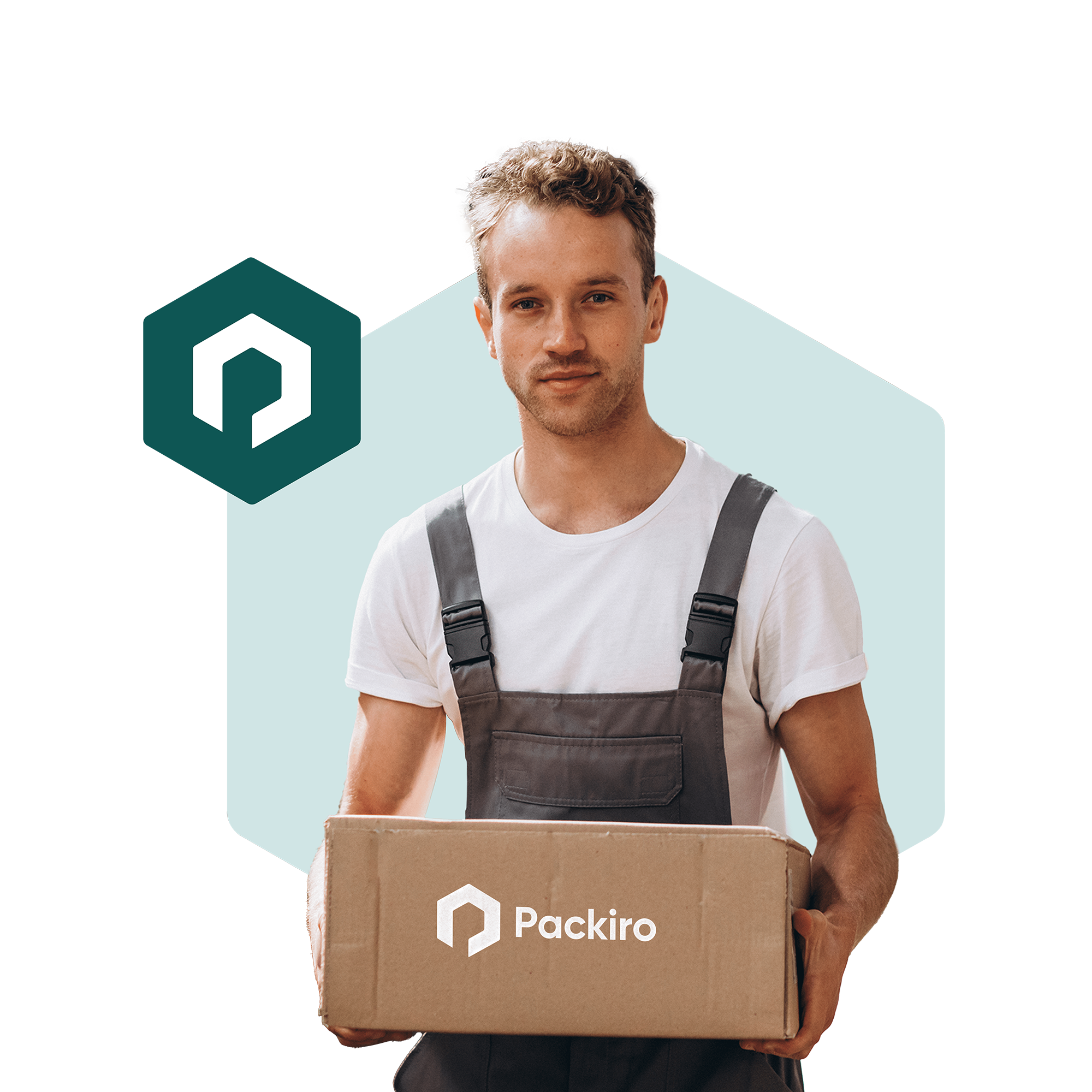 Lagerarbeiter mit einem Karton von Packiro in der Hand